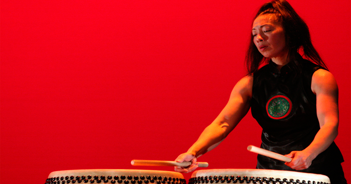 Bonnie Soon Performing On Stage | Uzume Taiko